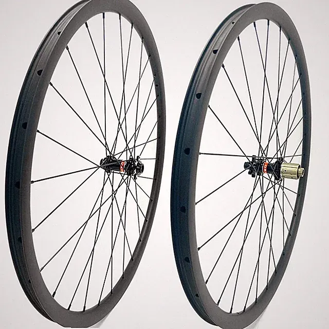 29er Ultralight Tubeless Mountain Bike Carbon Wheelset Disc Brake 6 Bolt HG XD